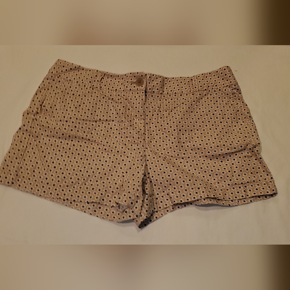 LOFT shorts. Flower print.